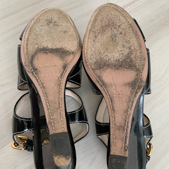 Prada black patent leather wedge sandals - Picture 6 of 8